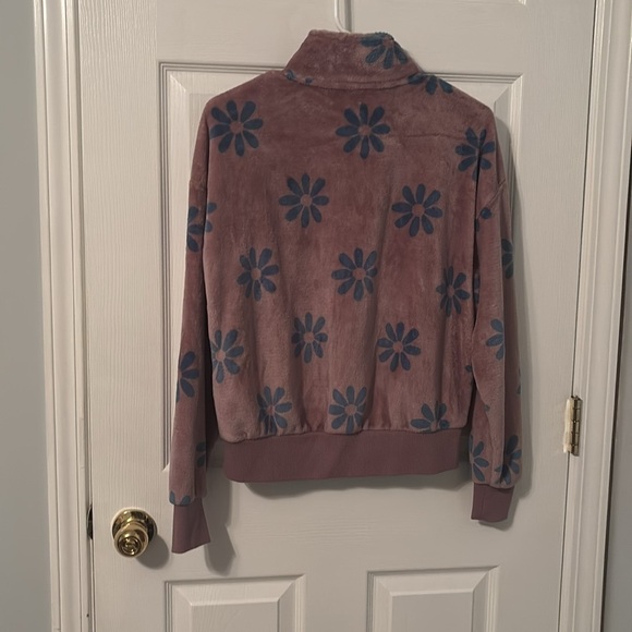 Floral Fleece Pullover in Mauve and Blue - Picture 2 of 2